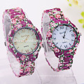 Skull heads watchband geneva quartz silicone watch